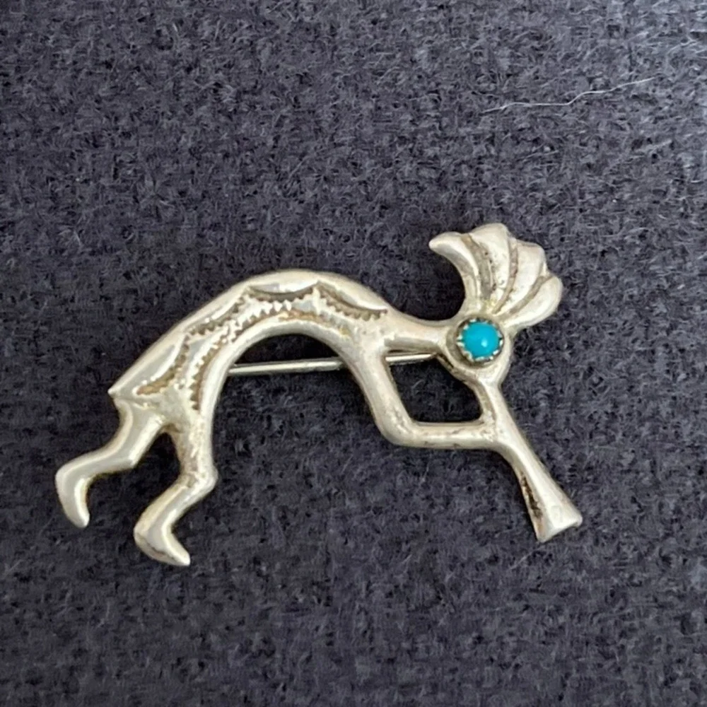 Vintage Unmarked Silver‎ Kokopelli Turquoise Pin Brooch Southwestern